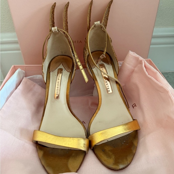 Sophia Webster gold Elegant Butterfly Embellished heels - Picture 3 of 4